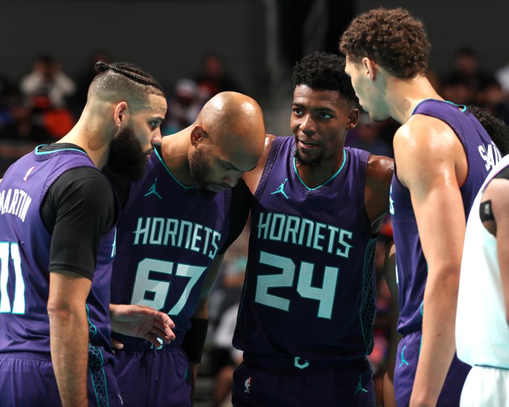 球员大胆尝 球员大胆尝